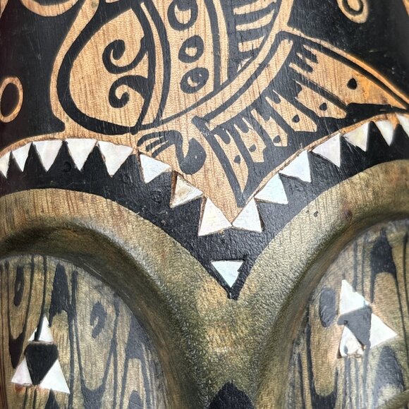 Vintage Indonesian Wood Mask Lot Hand Carved Tribal Art Painted Face Green Red - Picture 7 of 7